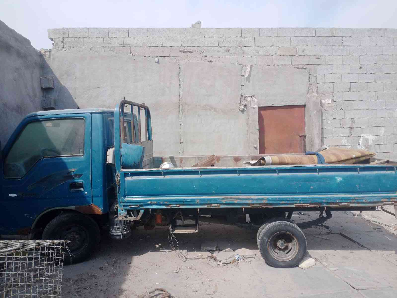 سيارة • للبيع