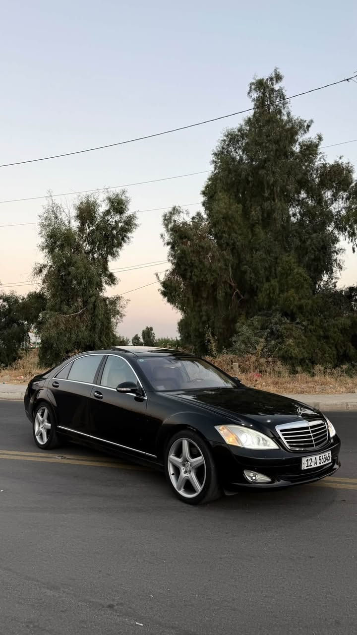 Mercedes Benz S500 لارج vip

‎اخوان السيارة استلام شركة مارسيدس ابو ظبي

انا المالك الثاني للسيارة ومخزنة عندي
ممشاها 85,000km 
........................................

‎‏‎سياره فول مواصفات 

‎(فقط بيها باب خلف السائق مبدل واماكن تكحيل بسيطه)

موديل: 2008

‎المواصفات:

‎ ابواب شفط

‎ كاميرة خلفية 

‎حساسات امامي و خلفي 

‎صندوق كهرباء شفط 

‎باب لارج (رئاسي)

‎بردات (5)

‎ناظور ليلي 

‎ بانوراما

‎بريك بصمه

‎رادارت امامي جوانب 

‎کشنات تدفئة وتبريد و خزن 
 
‎4 كشنات كهرباء 

‎5 ابواب بصمه

‎سي دي جنجر ٦ اقراص و ديفيدي

‎ ويل و تایرات اصلي

‎مكينة (. 8 سلندر المرغوب)

‎كشنات دينمك (متحركة)

‎تحديد سرعة و لمت سرعة

‎ لايتات زينون  بك لايت ليد

‎لايتات دوارة تتحرك مع السيارة عند استدارته 

‎دبلات كهربائي حسب رغبه تريد سيارة عالية و ناصيه 

‎حزام سلامة (سحب) اوتوماتيكي

‎و بعد كثيير من المواصفات المامذكورة.

‎‏رقم نينوى و سنويه جديدة بأسمي 

مكاني الموصل الايسر حي الرفاق  __   
***********
