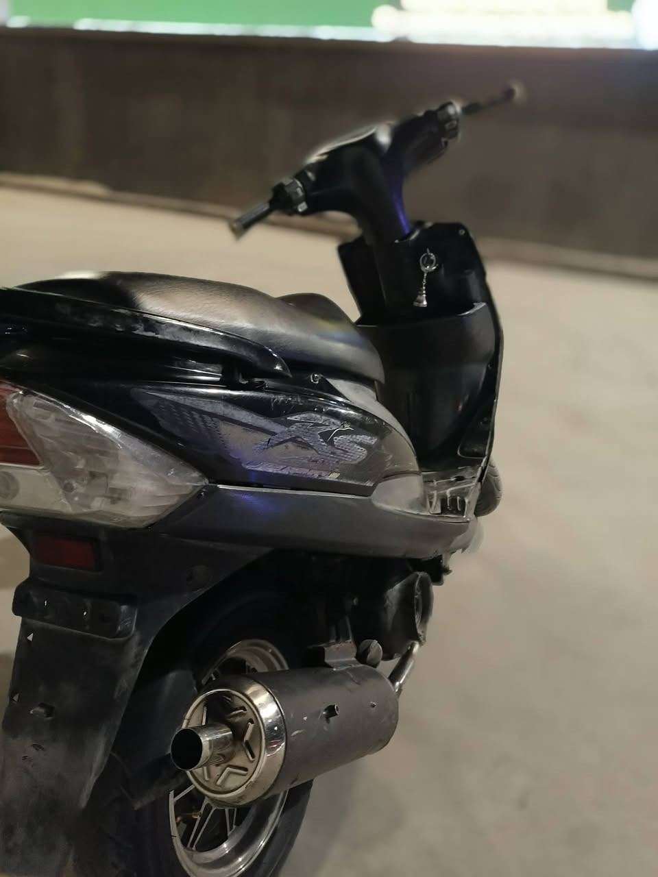ماكس عدلة • ١٢٠ • باتري