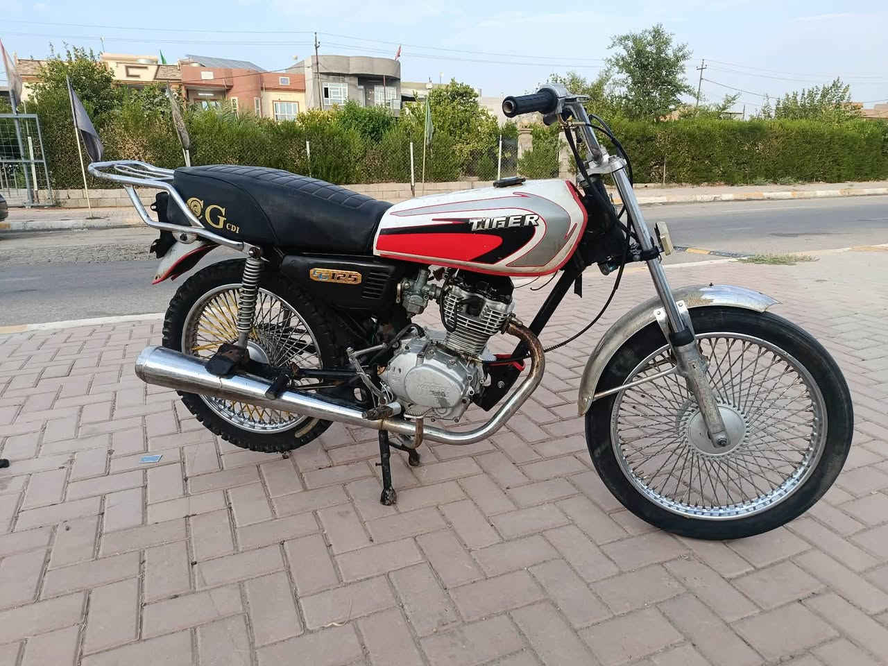 مأطور للبيع 2018 مابي كل عيب ضفيره كامله سعر 200 الف وبي مجال مكاني طوز  حي العسكري سايددين حديقه يلدز شراي يخابر وتدلل ***********
