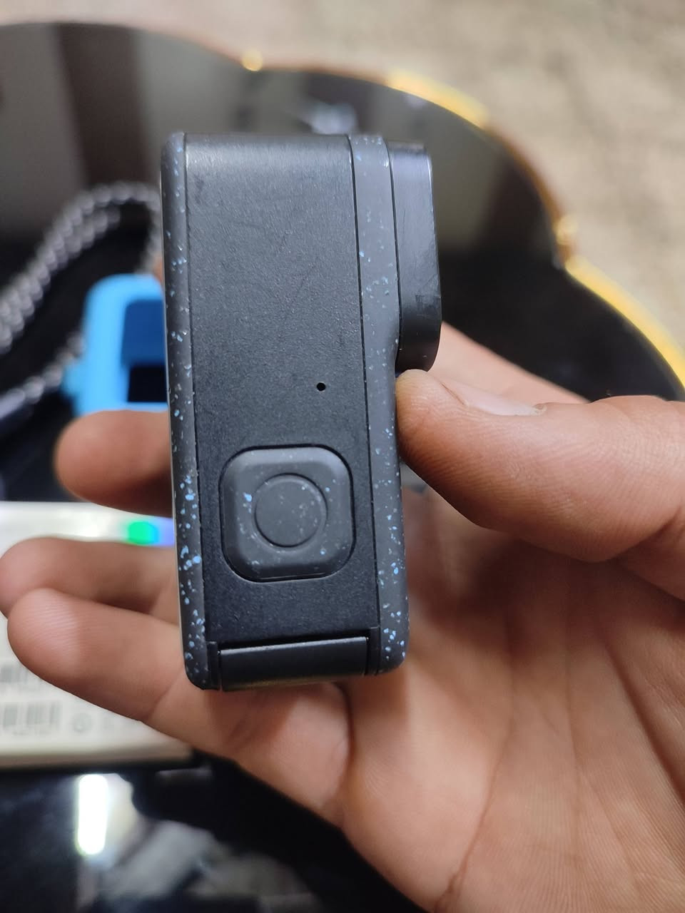 كوبرو 12 بلاك  نضيفه كلش عليها لزكات حمايه للشاشه والعدسه ملحقات الي بلفيديو فقط مع بطاريتين السعر 330
للتواصل خاص او***********
كوبرو 12 بلاك  نضيفه كلش عليها لزكات حمايه للشاشه والعدسه ملحقات الي بلفيديو فقط مع بطاريتين السعر 330
