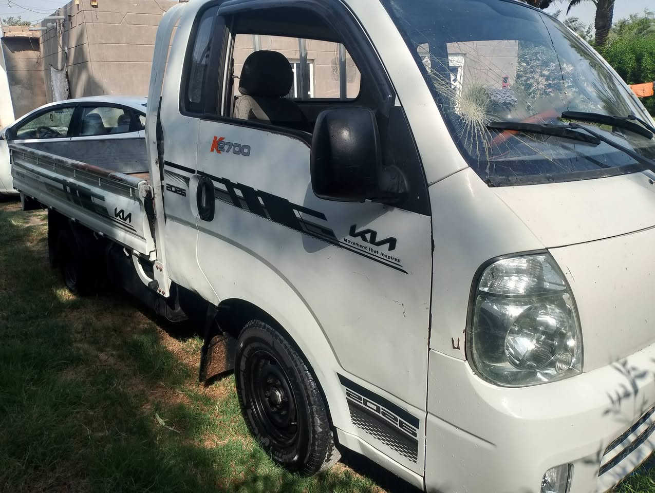 كيه للبيع رقم نجف  بدون تحويل بسم شركه 
محرك 2700 تخم تاير السياره جاهزه وجديده 
العنوان واسط 
السعر 47  اتصال ***********
