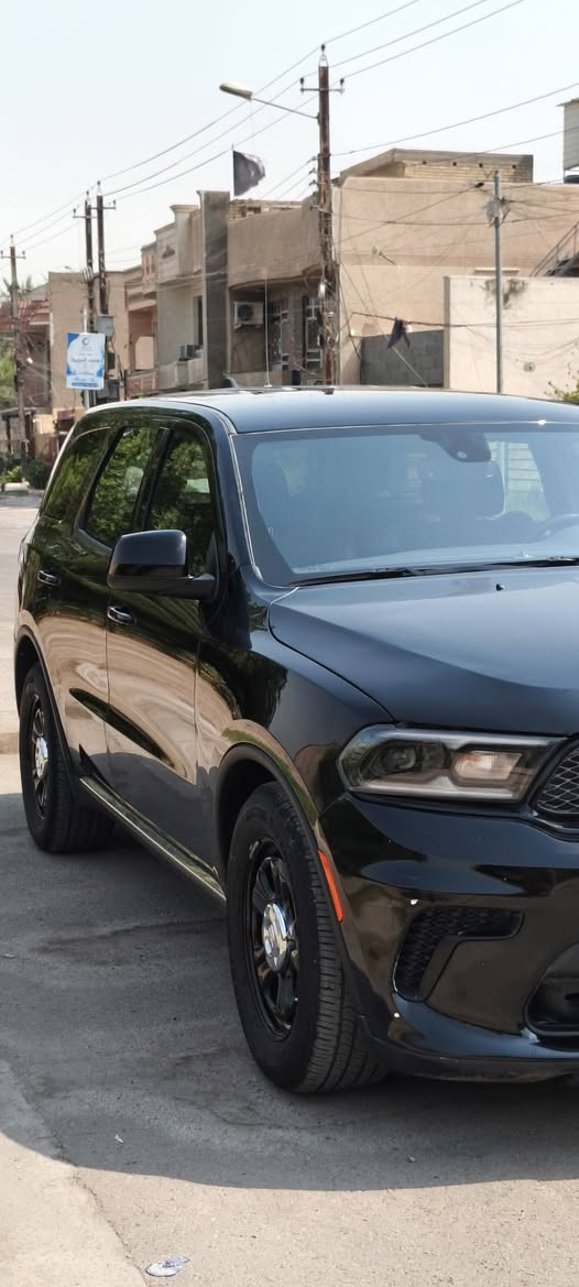 دوج دورنكو بوليسي "بيرسوت"
يا الله 
السلام عليكم
🚨 للبيع دودج دورانجو بوليسي – Pursuit 🚨

🔹 الموديل: Dodge Durango Pursuit
🔹 المحرك: 5.7 HEMI V8 – 8 سلندر
🔹 الممشى: 22,000 ميل
🔹 اللون: أسود 🖤
🔹 الموقع: بغداد

🔹 الرقم : شهداء بغداد

✨ المواصفات:
• مثبت سرعة

• مانع انزلاق
• كرسي كهرباء
• كير أوتوماتيك تعليك
• حداديه مخصص للـ Pursuit
• بروجكتر بالتكّمة تحكم داخلي
• شاشة وسطية لكامل التحكمات
• نظام تبريد قطعتين

السيارة بيها قطعتين 
باب الصدر مبدل ومصبوغ نفس الموديل
جاملغ نفس اللون بلادي والحادث موضح بالصور
وتعديل حار بالبنيد بنفس الجهة
غرفتها مابيها تبديل او تغيير مثل ما هيه من اجت بوليسية مبينها بالصور

💰 السعر: 233 $

📞 للاستفسار والتفاصيل: على الخاص او الرقم 

***********

***********
