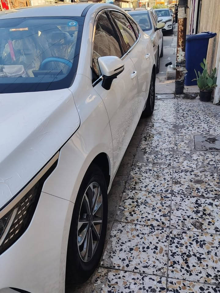 السلام عليكم سياره ماشيه الكلي 10000بيهه اشويه صبغ بلبنيد
لاستفسار ***********
