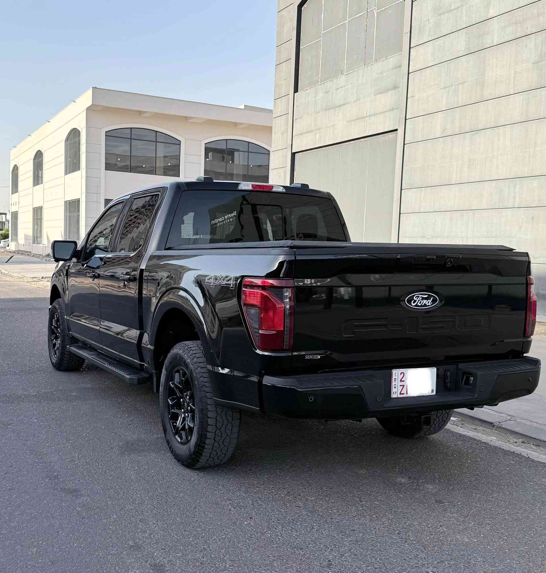 السيارة:-  FORD F-150 XLT 2024
نرخ: ٣٦٥$ ورقە 
رۆیشتن : ١٦ هەزار مایل 
مەکینە : ٦ پستن ٢.٧ تۆربۆ
مواسەفات : XLT پلەس شاشە گەورە بەسمە گێر لە عەرد کوشن جلد کوشن هیتر ٥ کامیرە دبل اکسل ٤*٤ تەنها پانوراما نیە 
زیانەکان : بەبێ سبغە هەندێک pdr هەیە بەبێ ژورەوە 
ئێرباک : سوکان و شانەکان 
رقم شاسی : 1FTEW3LP2RKF48341
شوێنی سەیارە : اربیل
کۆرەک : ***********
ئاسیا سێل : ***********
شرکە رێبوار سالار صالح 
هەولێر جادەی ١٠٠ مەتری  بەرامبەر کۆمپانیای سعد 
…………………………………………………………………
السيارة:-  FORD F-150 XLT 2024
سعر : ٣٦٥$ ورقە
ماشية:- 16 الف مایل ماشي
محرك:- ٦ سلند  ٢.٧ توربو 
مواصفات:- XLT plus شاشة كبير بصمة كير طيارة كشن جلد كشن هيتر ٥ كاميرا ٤*٤ دبل اكسل ماعدا بانوراما 
حادث : بدون صبغ شوية pdr بيها بدون دواخل 
ارباك : ستيرن او بردة طاك 
ملاحظة :  رقم شاصي صور حادث منشور  

1FTEW3LP2RKF48341
مكان سيارة : اربيل 
تفاصيل اكثر الاتصال علی ارقام التاليه 

كورك : ***********
اسيا : *********** 
شركة ريبوار سالار صالح 
اربيل شارع ١٠٠م مجاور شركة ازاد
