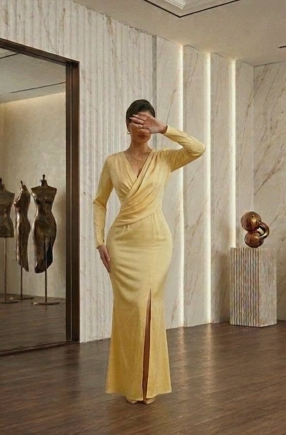 فستان ليموني صيفي للبيع ب٣ تصاميم
قياسهن l/xl

طولهن ١٥٠ -١٦٠

قماشهن ستن ناعم

والظهر مفتوح

سعرهن ٢٥ 

والتصميم الاول سعره ٣٥

ملاحظة الفتحة بكل الفساتين تحت الركبة 

للتواصل على هذا الرقم ***********
