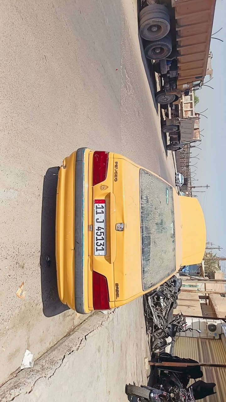بيجو بارص 2015سياره جاهزه سياره كفاله صبغ بيه شبر فقط وطخه بجنطه عله كد اصبع ***********بغداد البياع

نص مكتوب في الصور:
- ١٢:٠٤ م
- STREAK
