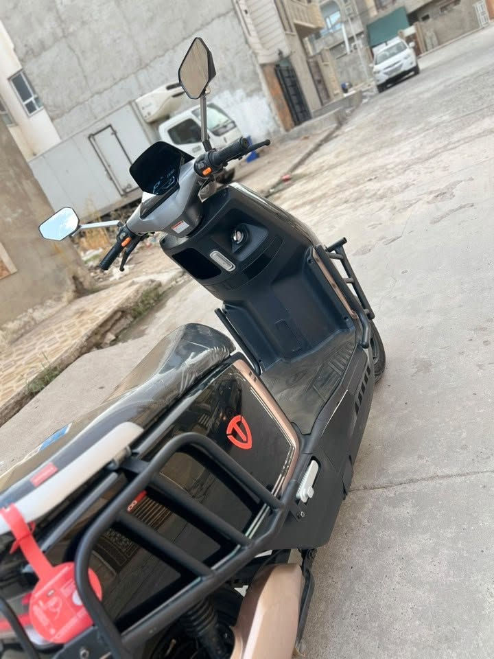 ماطور شحن للبيع ريان تايلج تيسلا
مواصفات معروفة 
نضافه فول 
دبل بصمه دبل سويج 
ماطور كلو شرط عل فحص 
بطاريات شرط عل فحص 
فول مواصفات 
السعر مليون و100قفل 
رقم الهاتف  بي واستاب ***********
مكاني موصل ايسر
