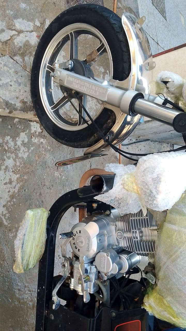 سلام عليكم ستوته للبيع موديل 23 محرك 25 مكفوله محرك صبانه ممدوده عليه شرط رگبه مكفوله اوراق وبليته ماتترقم ستوته خير من الله كهربائيات شغاله ستوته جديدة وبلاديه باب اول ام الختم سعره 2350 وبيه مجال بسيط مكاني بغداد الدوره اتصال ***********.

