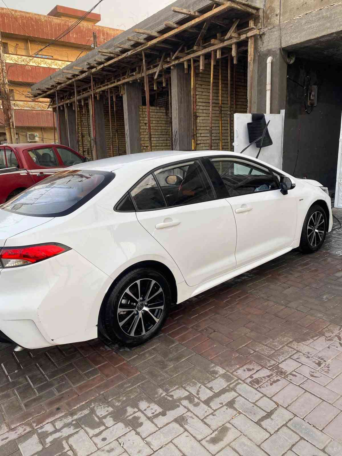 كورلا هايبرد • موديل ٢٠٢٤ • ٣٩٠٠٠ كم