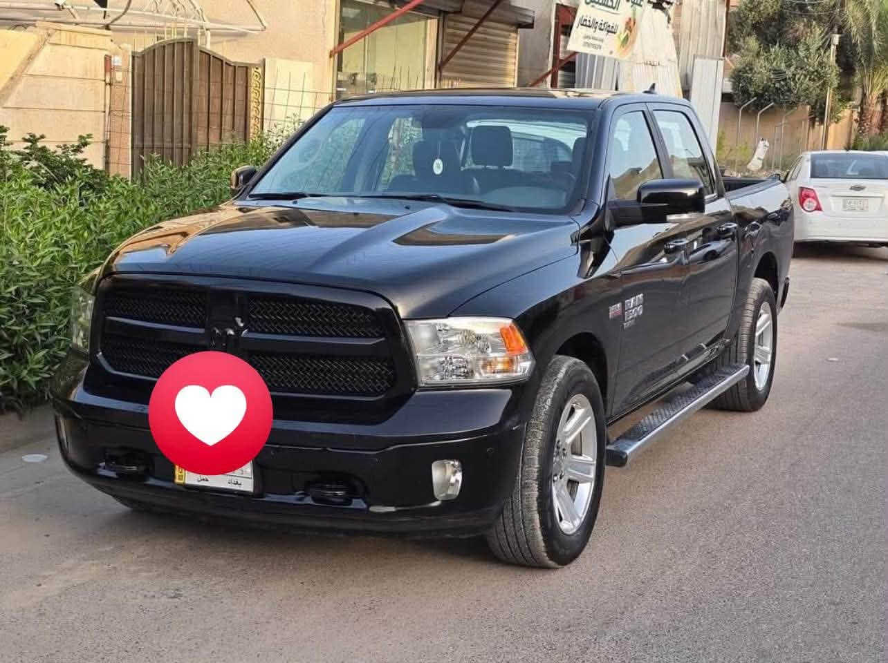 دوج رام 2019
*********** 
السعر 160$ 
السياره جاهزه حادثه بسيط
