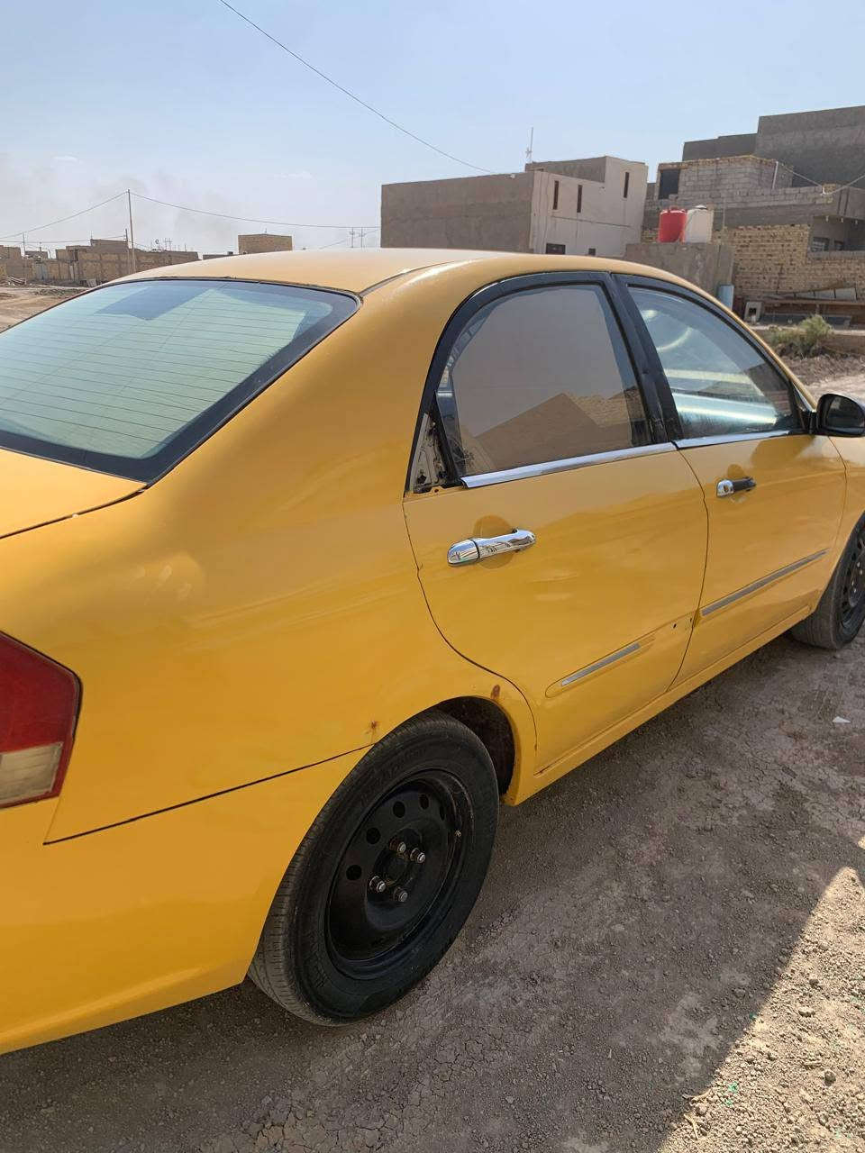 السلام عليكم بيع مستعجل سيراتو 2009 سياره جديده جاهزه مكينه جديده حداديه تخم تاير كهربائيات شاشه تبريد السياره جاهزه رقم مثنى تحويل مباشر مصفر اي غرامات مكان السياره الرميثه السعر 65 وبيها مجال للطيبين مع المراوس تكسي الاتصال على الرقم ء***********
