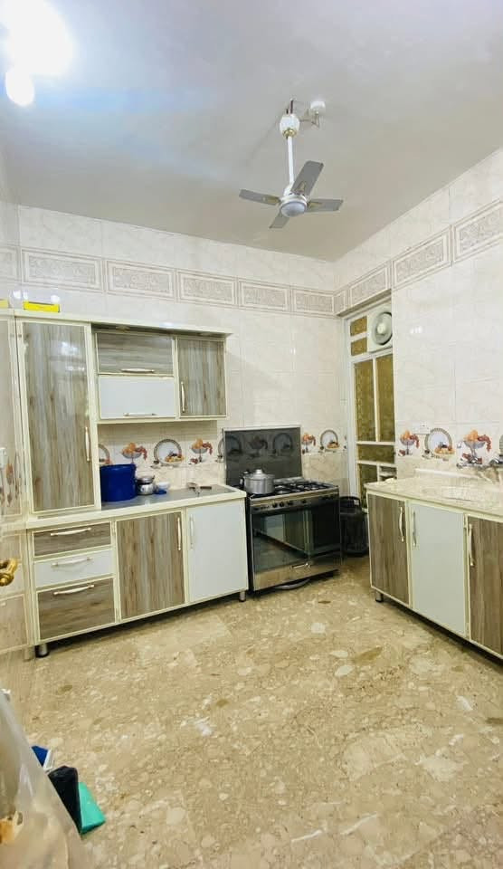للبيع بيت زراعي سند ٢٥ بأسمي في العبيدي شارع معمل الطحين فرع اسواق النرجس
طابقين مساحه 70 متر والسعر خاص *********** متوفر فيس وواتساب
