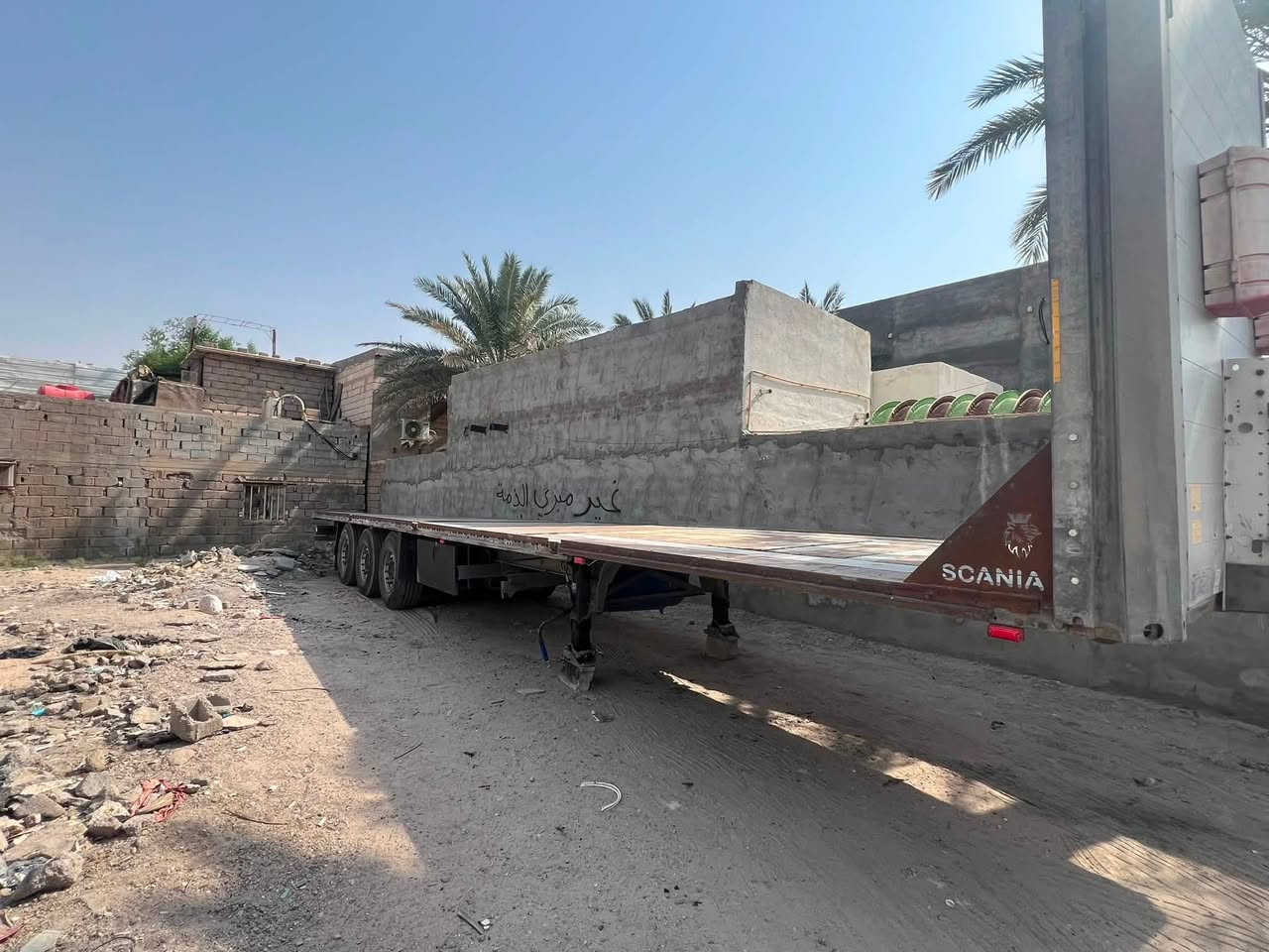 سلام عليكم عربانه شمتز   منفيس دخول شمال تخم تاير جوبلس جبير 3 علاك دبل قاعده سبيرات كهربائيات فول وجاهزه للشقل سعر 83$مكان البصرة خور الزبير  قم ***********
