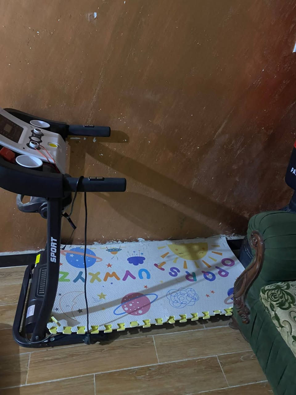 للبيع شلعه كامله ب750العنوان بابل قرب سيطرة الاثار الاستفسار وتساب ***********
