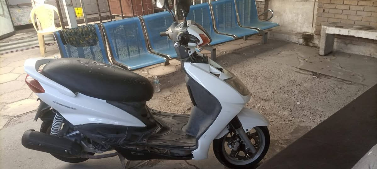 مكلف النشر دراجه سكنس نثيه ياباني سرعه ١١٠ نظيفة سلف كهربايات كلها شغاله مرواس بريز او ماكس هذا رقم صاحب الدراجه ***********
