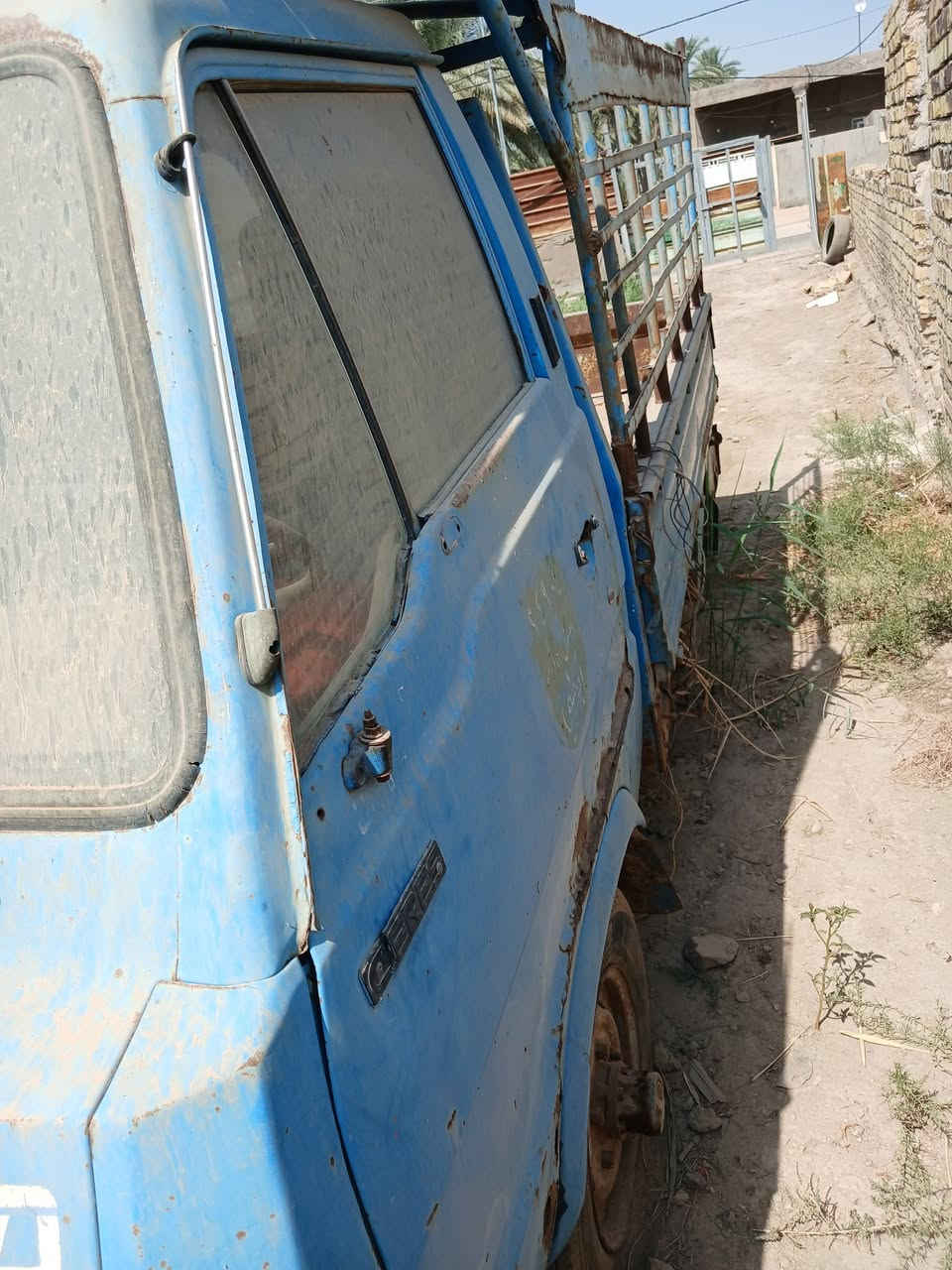 كيا حمل متروكه بسمي اريد اب 20 رقم مبايل ***********
