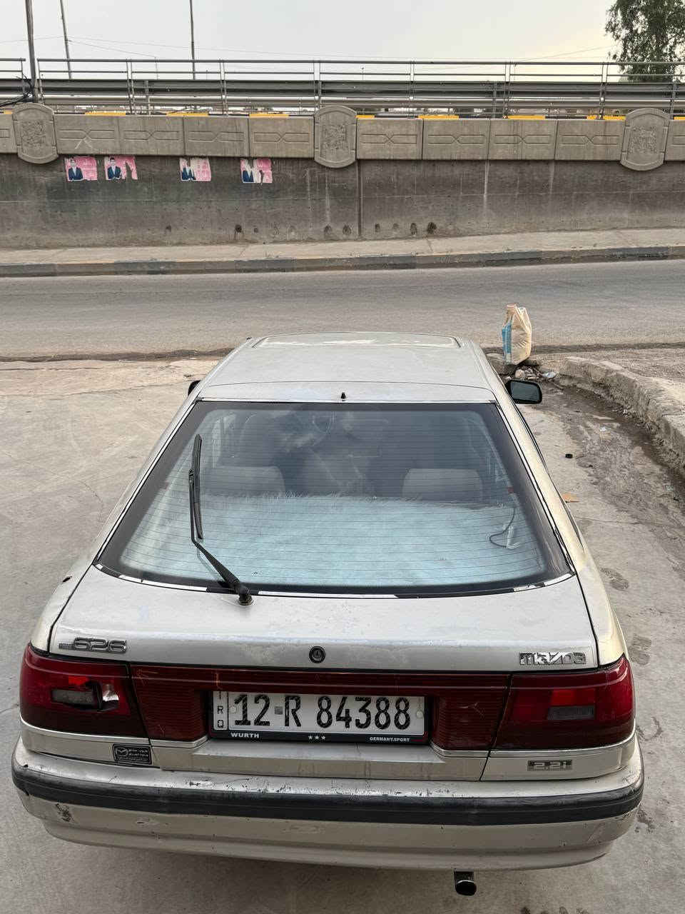 مازدا ١٢ بخ • ١٩٨٩ • بدون صبغ