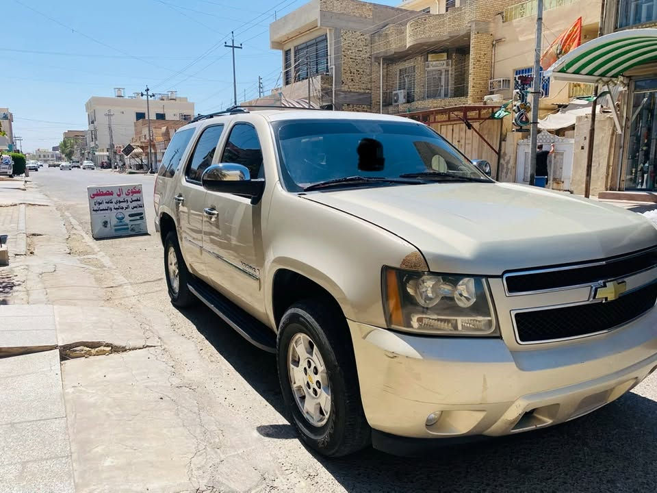 السلام عليكم تاهوا  ادوات في العمارة سيارة جاهزة من كلشي نضيفة جداً وكفالة من الكص والسرقه ولون شباني وترايك وين ما يعجبك  والسعر 75 وبيها مجال قليل واروس في سيارة اصولي وهذا رقمي للتواصل ***********
