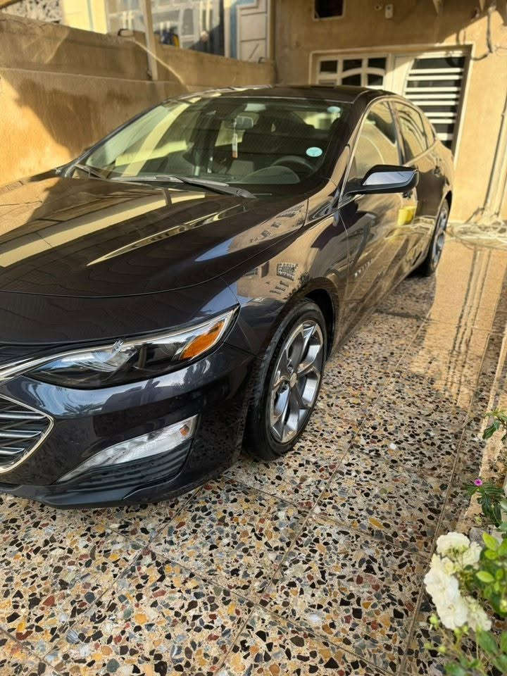 ماليبو ٢٠٢٣ lt للبيع بدون صبغ بدون تبديل بارد باب السايق ماشيه ٤٤ الف مايل السعر ١٣٧٠٠$ وبيها مجال للاتصال ***********
