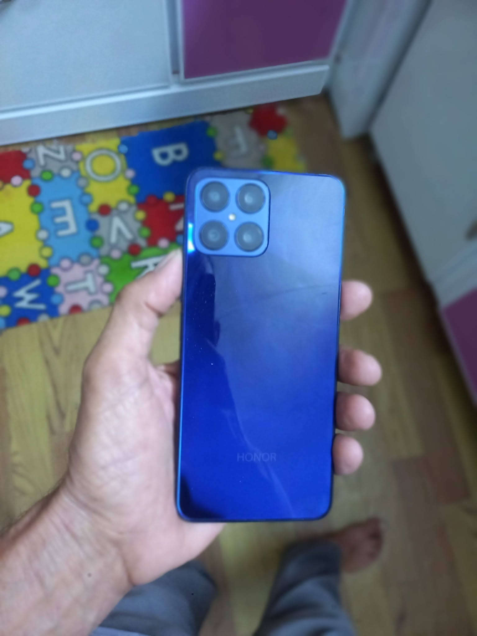 للبيع هونر x8 جهاز راقي استعمال قليل ذاكره 128 للبيع 140 مكان حله ***********
