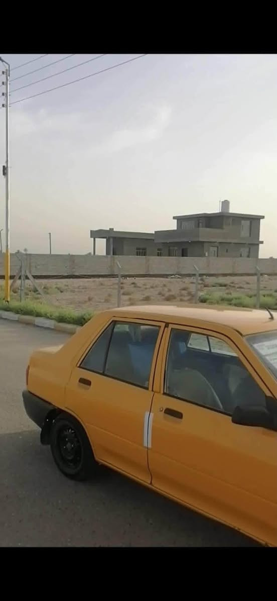 عندي قطعة أرض 200متر زراعي سند 25 طريق الدغاره موجاور مشتل الربيع داخل مجمع الحرمين السكني سعر 8مليون التواصل  ***********
