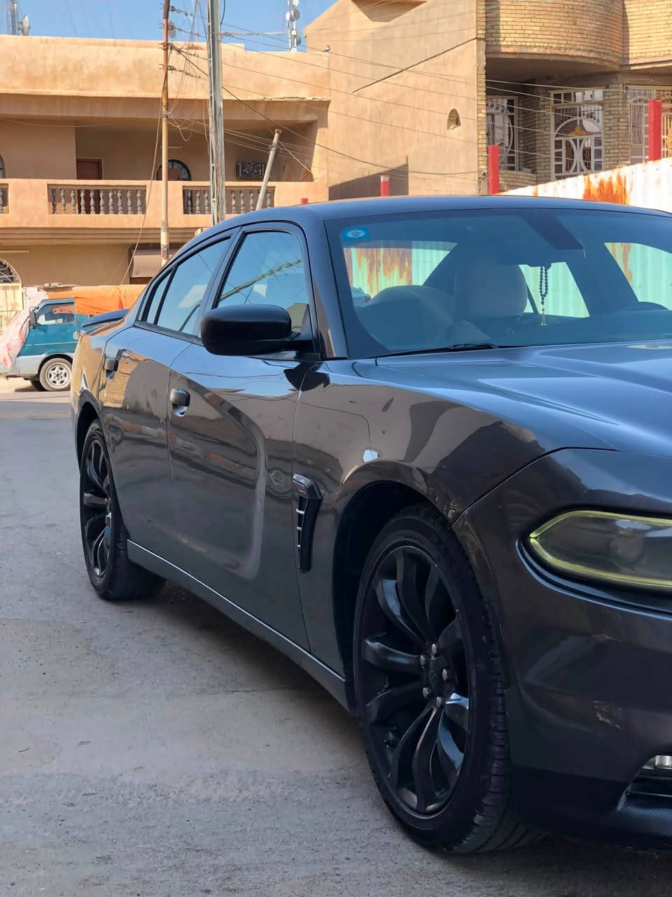 السلام عليكم
للبيع سياره جارجر SXT 
موديل 2016
رقم بغداد وارد أمريكي 
محرك 3600 
تشغيل عن بعد 
العنوان المشاهده طارميه 
رقم الهاتف *********** 
  ***********
