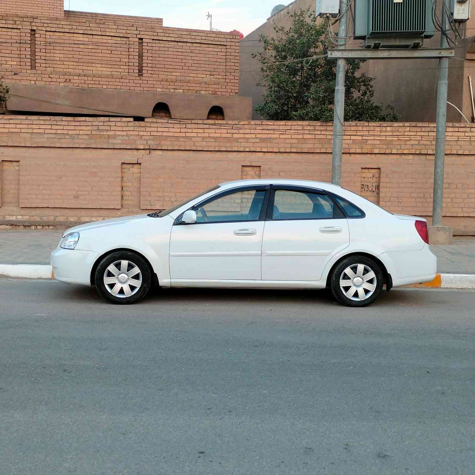 اللهم صل على محمد وال محمد 

السلام عليكم 
اوبترا 2012 خليجي رقم بابل دولي 
مكينة كير حدادية تبريد كهربائيات درجة اولى 
بيها مكانات صبغ قليلة 
السعر 67 وبيها مجال 
مكان السيارة الحله 
 اتصال ***********
