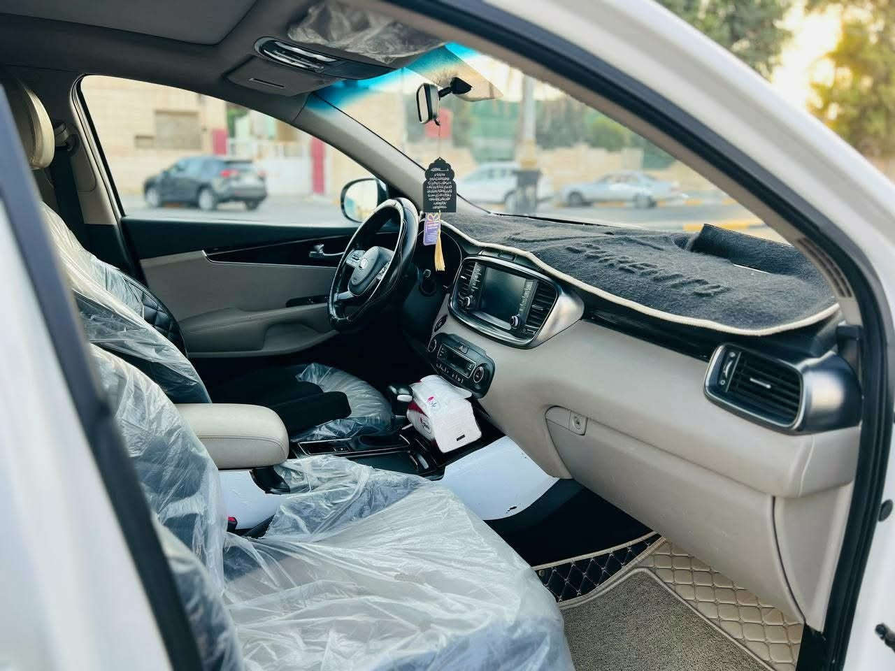 سلام عليكم مكلف بنشر. مكلف بنشر  #كيا سورنتو خليجي 2020 السعر ٢٦٥
السياره جديده ربع ماتصرف عليها 
كفاله عامه من التبديل والصبغ  
الدعاميات كفاله عامه 
رقم بغداد  
تحويل مباشر 
سياره فووول  عده الفوريل

مواصفات 🔥
1_حجم محرك 6سلندر كفاله
2_تحكم ستيرن 
3_كروز سرعه
4_شاشه بلاديه لمس 
5_ شاشه ترحيب (((( اريل نفكيشن))))
6_يدات نيكل بلادي 
7 منظومه زنون بلادية 
8_لدات امامي خلفي 
9_علامه سورنتو بالدوسه 
10_مري جانبيه شفط كهربائي 
11_كشنات جلدبلادي 
12_بصمه تشغيل +بصمه ابواب 
13_ أشاره ترحيب باليدات عند الاقتراب 
11_كشنات كهرباء عدد 2 
15_حساسات امامي وخلفي 
16_لايت ثلاث عدسات بلادي 
17_انظمه قيادة عدد 4
18_ 3قطع تبريد 
19 _سبعه راكب (((((كامرات محيطيه 5))))
20_صندوق كهربائي 

22_قماره بنوراما
23_بردات خلفيه بلادي 
24 _جام اتو +حاكيه بلوتوث 
25 _ويل ستيل حجم 19 (((مانع انزلاق)))
26_شحن واير ليس () ((((بطاريه جديده))))
27_ سياره ماشيه 141 حقيقي شرط الفحص 

29 _محرك كير كفاله عامه شرط من كلشي 
30 _سياره جديده بمعنى الكلمه واحله من الصور 
31_ اعتذر عن مراوس فقط بيع 
32_صدر شركه مامبدل
سياره جديده ربع ماتصرف
الاتصال 
***********
مكان واسط الكوت
