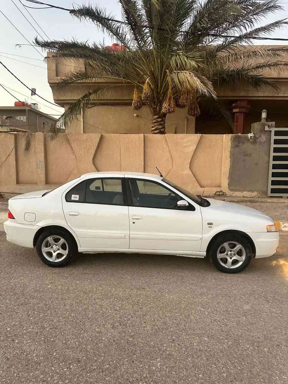 سمند موديل 11 گير ومكينة فرنسي مكفولات حدادية وتبريد وتدفئة خير من الله كهربائيات كلها شغالة السيارة بدون ضربة وصبغ وتبديل رقم انكليزي اريد تحويل مكاني كوت سعرها 42بيها مجال بسيط كلش 
***********
