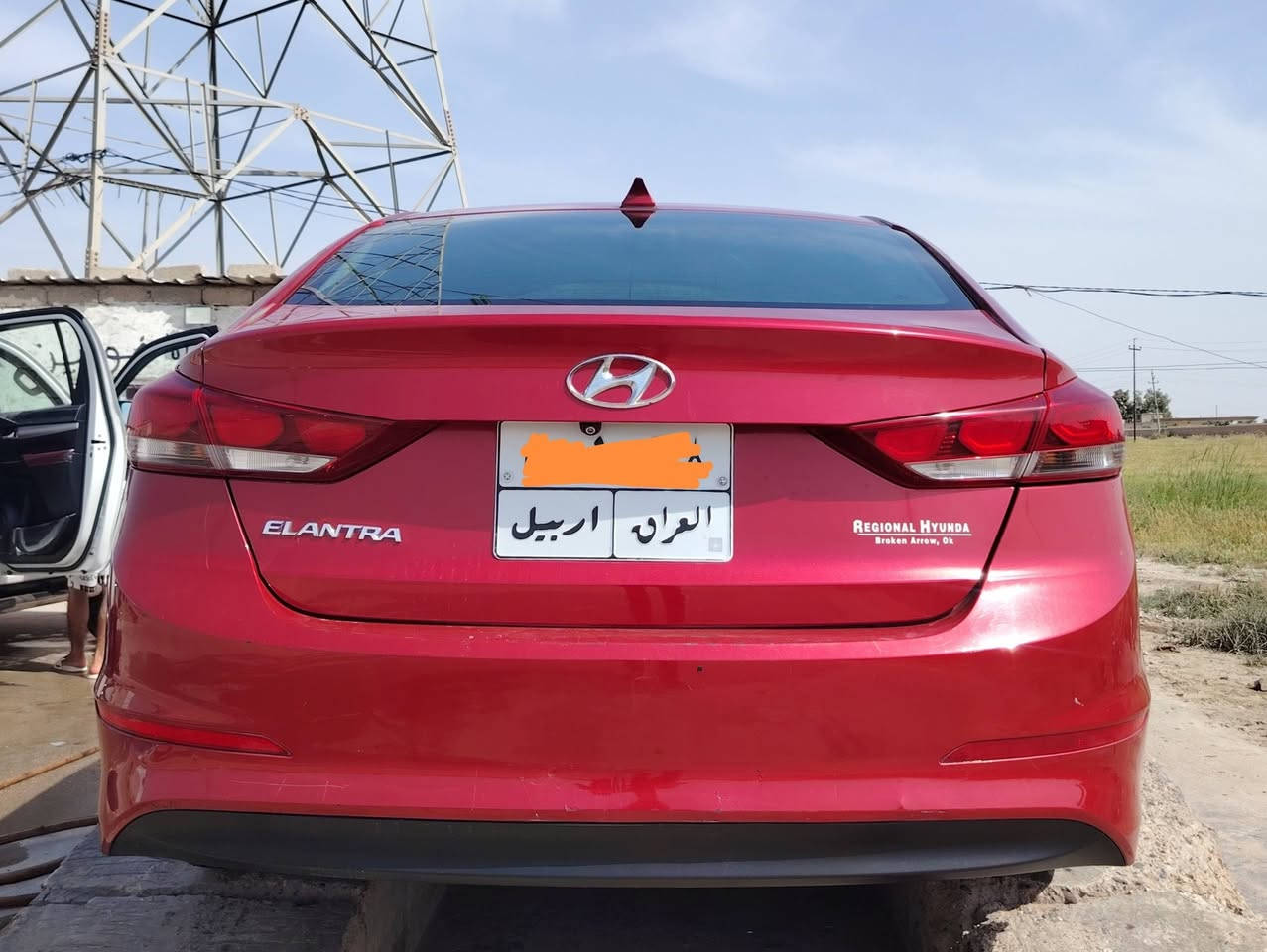 للبيع إلنترا موديل 2018 وارد أمريكي
محرك 2.0 DOHC المرغوب
كير ومحرك شرط
الممشى 96 
رقم أربيل قديم
السيارة مسوية هزّة قبل 10 أيام، والشاري فقط يحوّل والسيارة جاهزة.
السيارة بالحقيقة أحلى من الصور، والضرر موضح بالسانور 
السيارة موجودة في الموصل.
للاستفسار والتواصل: ***********
الرقم عليه واتساب
