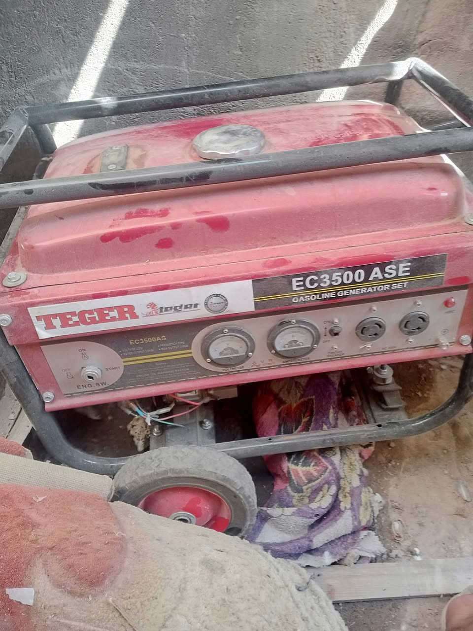 لبيع جديد مامستعمل ابد مكان بغداد هذا رقمي ***********
