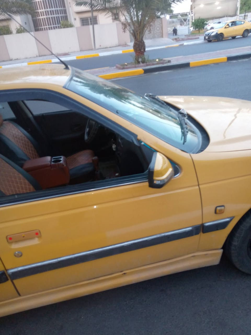 للبيع سيارة بيجو موديل 2015 سنوية 2027 مكفولة السعر /48 ورقة الاتصال على الهاتف ***********
