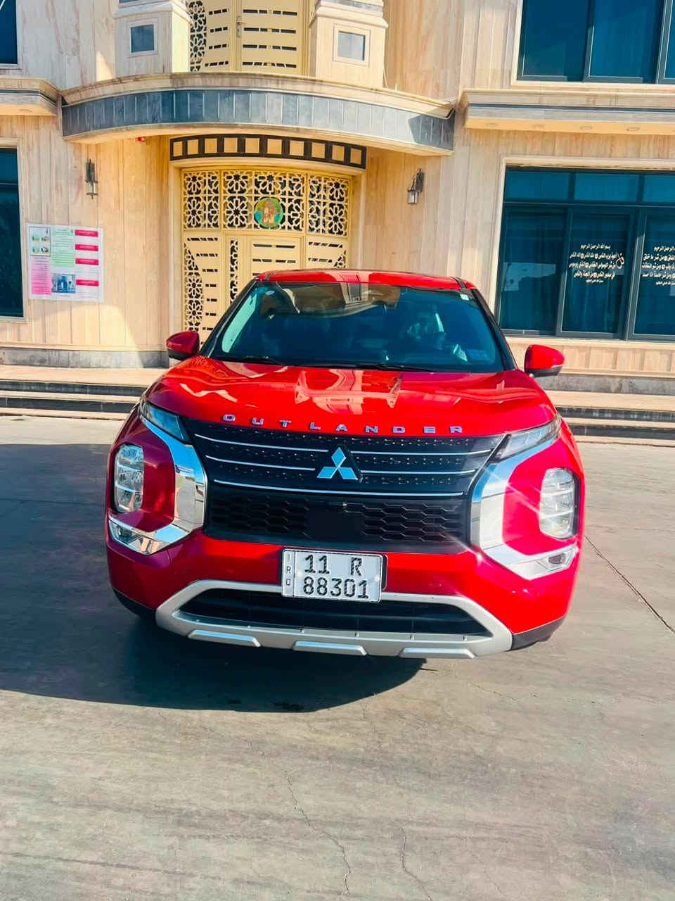 اوتلندر ميتسوبيشي SE  2024
محرك 2500 ، 4 سلندر 

ممشى السياره 31KM

رقم بغداد 

المواصفات:

1- سقف بانوراما

2- رادار

3- كاميرات 360

4- حساس امامي خلفي

5- وقوف اضطراري امامي خلفي

6- كشنات جلد 7 راكب

7- الكشنات الأمامية كهربائية ،تدفئة 

9- كشنات خزن وضعيتين 

10- صندوق كهرباء مع حاسة الفتح و الغلق بالقدم

11- حساس خطوط طريق

12- شحن وايرليس

مكانها ميسان 

تحويل مباشر باسمي 

اضافات PPF

عازل حراري للزجاج الجانبي 

حمايه ضد الصدعات للزجاجه الاماميه والبانوراما

رقم صاحب سيارة ***********

