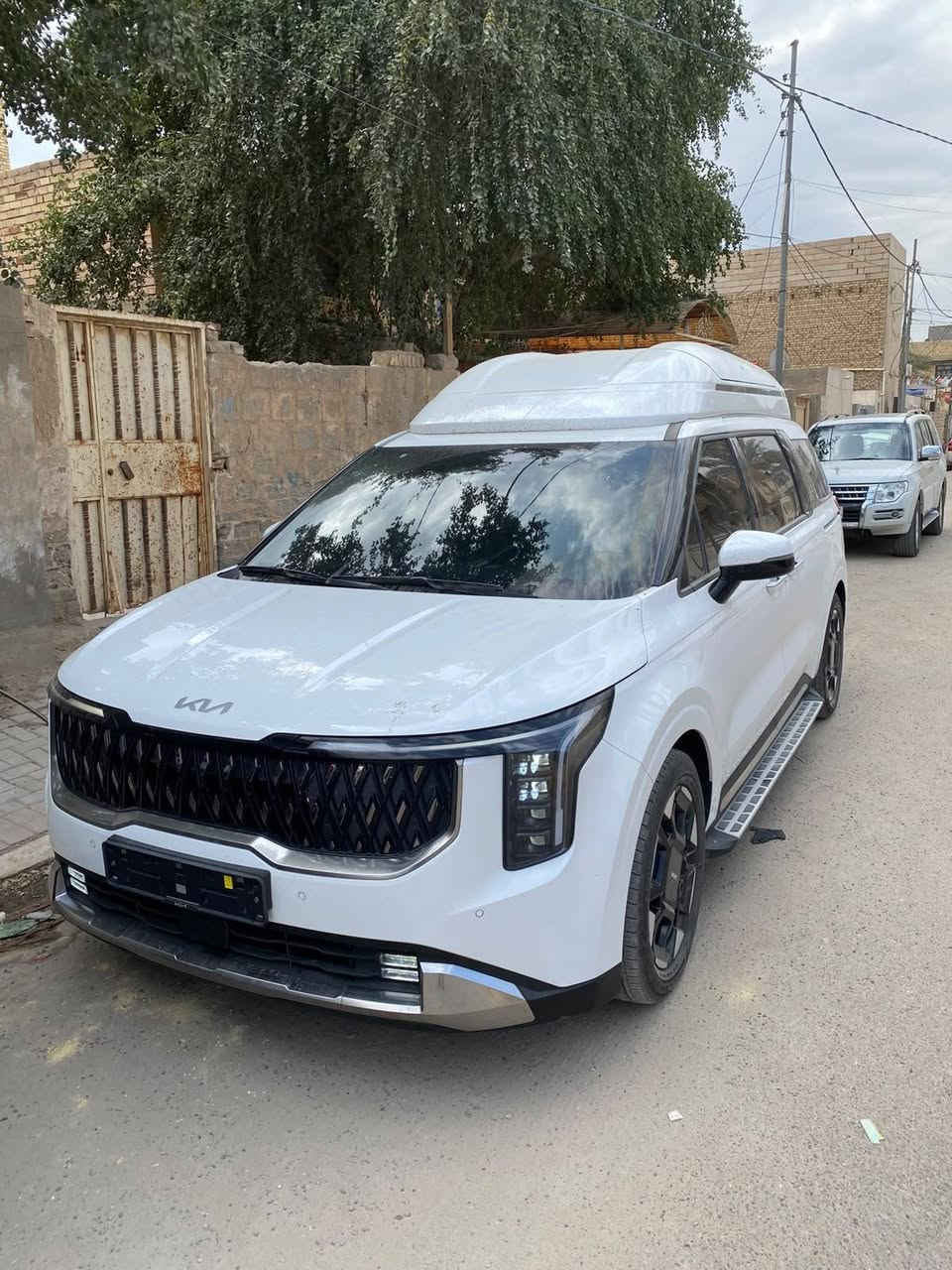 📢 كيا كرنفال 2025 

بيع فقط بيع فقط بدون مراوس

🚘 وارد كوري – بانزين فقط
✨ مواصفات فول … 

🔒 كفالة عامة . 

🔥 أهم المواصفات:

بصمة أبواب وتشغيل

تشغيل عن بُعد

كير ماوس

أبواب كهرباء كاملة + جنطة كهربائية

بردات بكل الأبواب

كشنات كهرباء مع تدفئة وتبريد

كاميرات أمامية وخلفية 360°

ويل كب كروم

مرايا شفط

عداد ديجيتال

باك لايت LED

زنون + إشارة LED

كشافات بروجكتر

Auto Hold

هاند بريك بصمة

تبريد 3 قطع + شاشة منفصلة

إنارة داخلية على الأبواب

رادارات أمامية – جانبية – خلفية

توقف ذاتي

تحديد مسار

قيادة ذاتية

كاميرات تسجيل حوادث أمامي + خلفي (داش كام) بلادي

✨ السيارة عليها قمبورة – طلب خاص
✨ ماشية 20.000 ألف km   حقيقي
✨ وضع الشركة

📄 المستمسكات:

رقم بغداد إنكليزي  مميز شهداء سنة وتتحول

📍 الموقع:

الديوانية – المركز

💰 السعر:

328 ورقة قفل 🔒

📞 للاستفسار:

📱 اتصال + واتساب ***********
رجائاً فقط الشراي يتصل
