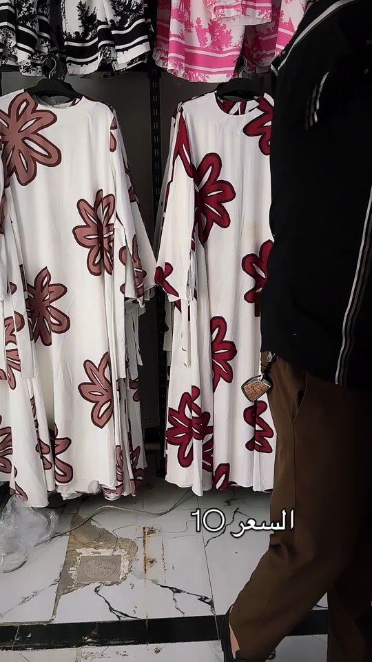 ملابس • نص بالصور • للبيع