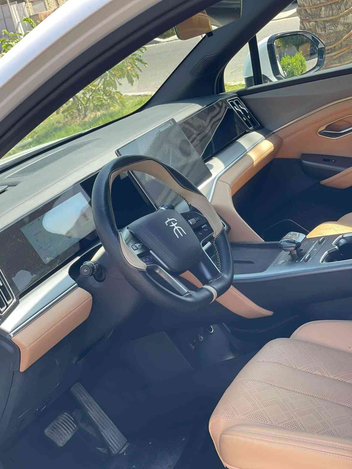للبيع فقط

*سلام عليكم

*سونك ايل مديل 2025🚗 

*موصفات السياره

*  كرسي واحد كهرباء⚡ 

*5كامرات محيطيه🎥 

*لون الداخل جملي

*لسياره فتحه

*لسياره مكفوله كفاله عامه من الشخط او صبغ 
 
*سعر لسياره ٣٣ مليون

*عنوان بغداد البياع معرض حجي خالد

*للاستفسار :***********
