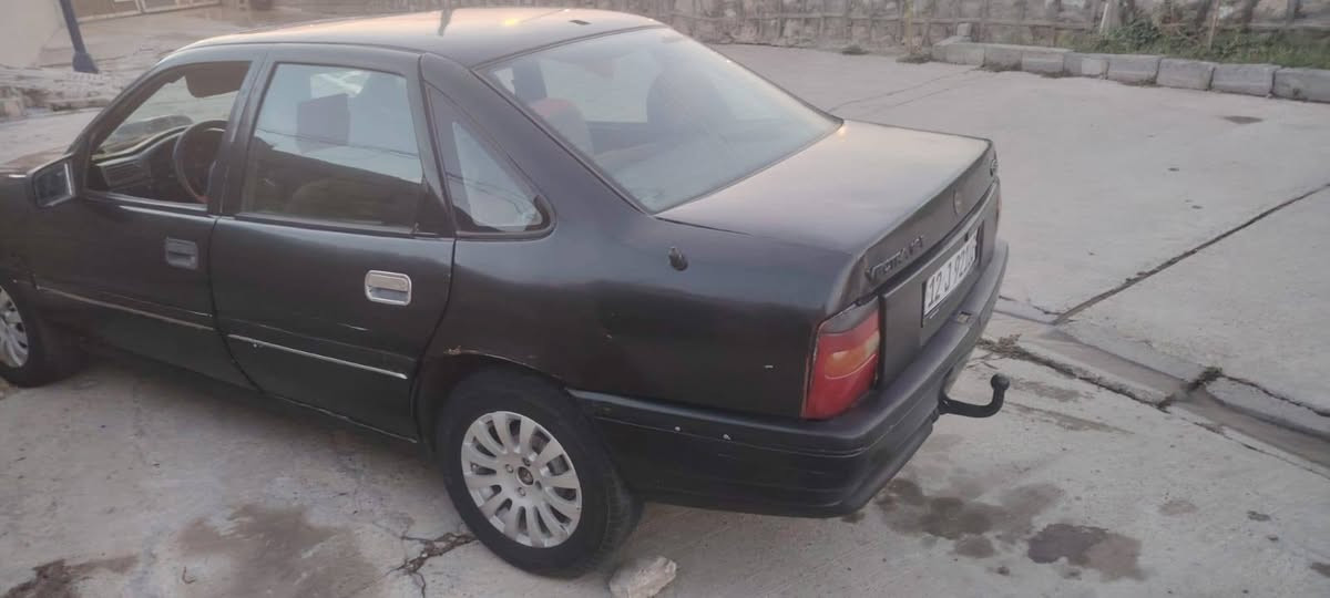 ✨ وصلت حديثاً إلى مكتب رهف 
خلينا نقدم لكم عرضنا المميز لهذا اليوم! 🚘💨
📋 تفاصيل السيارة:
🔹 السيار 🚗 فكتره
🔹 الموديل: 
🔹 الوارد: 
🔹 ناقل ⚙️شرط
🔹 المحرك:  18    شرط              🛠✅
🔹 الرقم: نينوه كابرون بانزين شرط تحويل
🔹 الضرر ( صبغ عام بدون ضرر
💸 السعر.34 وبيها مجال     
📍 موقعنا:
الموصل - حي الزنجلي - قرب مول دريم 📍🏢
⏰ أوقات العمل:
من الساعة 09:00 صباحاً وحتى 10:00 مساءً 🕘🌙
📞 للتواصل والاستفسار:
يسعدنا استقبال اتصالاتكم المباشرة خلال ساعات العمل:
📲 ***********
📲 ***********
🌟 مكتب رهف.. اختياركم الأمثل لسيارة العمر! 🌟
