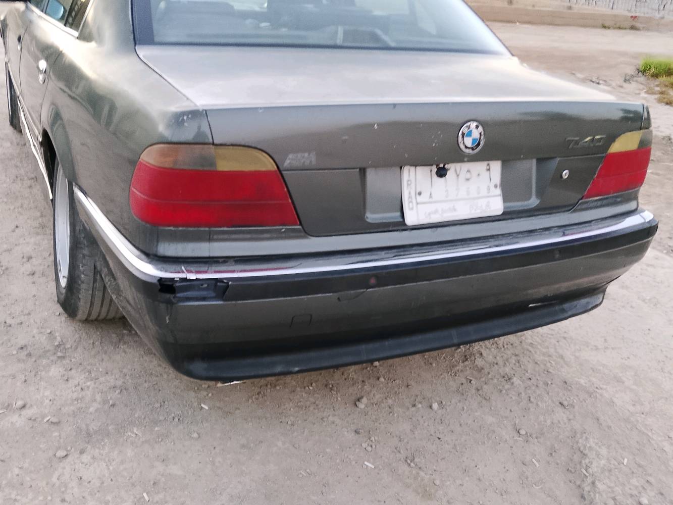 السلام عليكم للبيع بي ام خفاش موديل 97 السعر 60 وبيها مجال