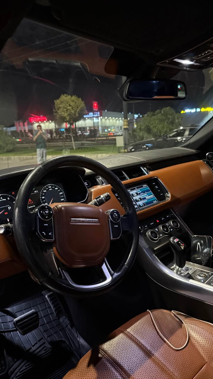 range rover sport dynamic  2014 
رنج روفر سبورت ٢٠١٤ بنزين دايناميك
محرك ٨ سلندر كير محرك شرط
سيارة بدون قطرة صبخ دعامي حتا دعامي شرط
كفاله عام شركة سردار 
قبات مواصفات دوسات كهرباي كشنات جلد تدفيئة 
داخل قيسي 
٥ كاميرة 
بانوراما 
ماشية ١٣٥ الف مايل 
صندوك شفط
٣ شاشة 
تبريد مركزي 
رقم دهوك 
رقم سنوي جديد
تحويل شرط
سعر ٢٠٠ ورقه يعني شدتين 
مكاني دهوك 
***********
*********** واتس اب كورك دهوك, العراق

