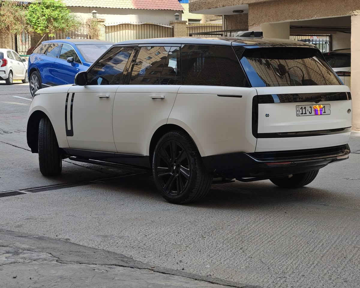 رانج روفر hse  وكالة سردار
موديل 2022 
ممشى 51000
بعدها على ضمان الوكالة 
اللون ابيض مغلف مطفي
السعر 99000
***********
مكان السيارة بغداد
