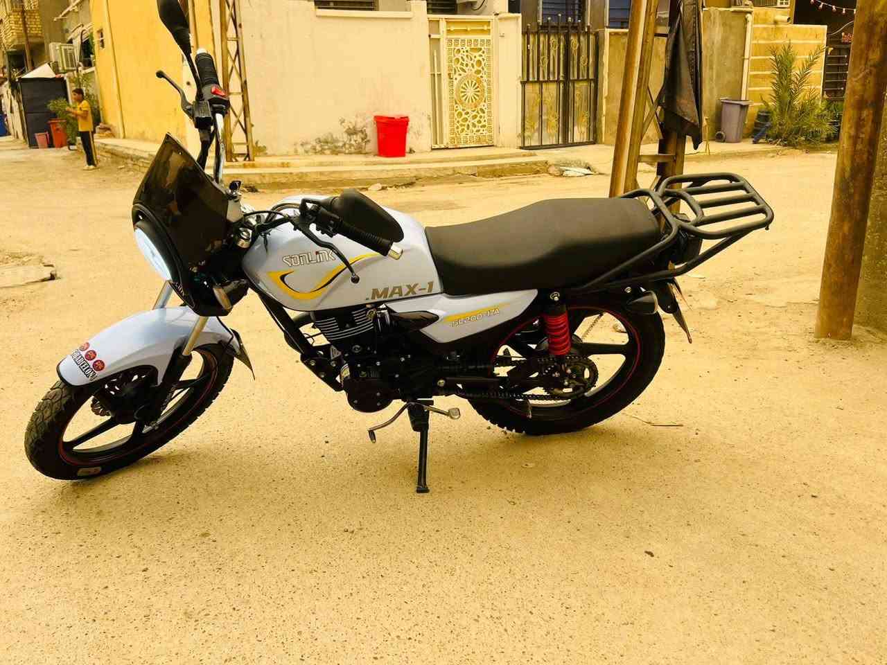 سلام عليكم هاي دراجه للبيع مكاني بغداد رشاد( 650 ) ***********
