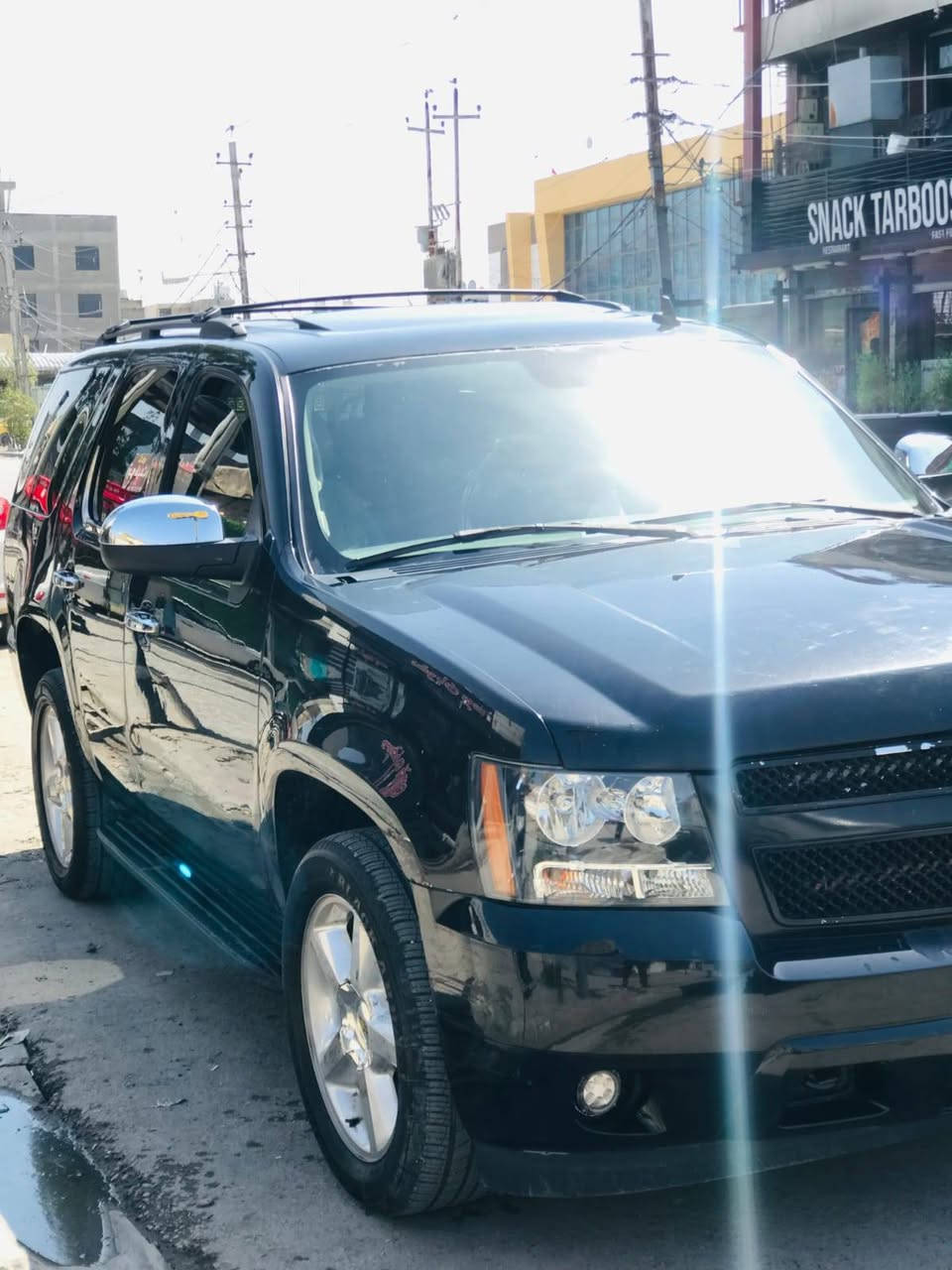 سلام عليكم
تاهو ٢٠٠٩ فول مواصفات LTZ 
داخل رصاصي 
سياره جديده مابيه اي نقص  
تخم تاير 
كفاله عامه من الكص والعشائر ولانتربول مصبوغ عام بمريكا بدون حادث  السعر ٥٥ ورقه 
المكان بغداد بلديات*********** بس واساب وبل توفيق لجميع
