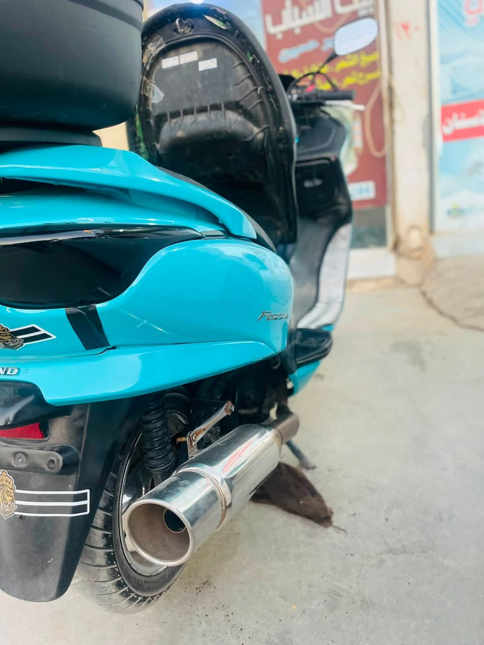 يالله فورزه 09 دراجه رمبه ما ملعوب بيها كفاله عام مكينه كهرباء ما نقصه اي شيء دراجه مرتبه وأحلى من الصورة صالنصا رياضي ويل نيكل ستان حساس حماوه ثابته رون واحد ثابت دراجه نص نكرة مال جناي مكاني كوت شارع النفط السعر واحد و١٠٠ وبيها مجال تجي تكلبها وبيك خير وتدلل خاص او *********** اتصل ع خط وبيه واتساب ..
