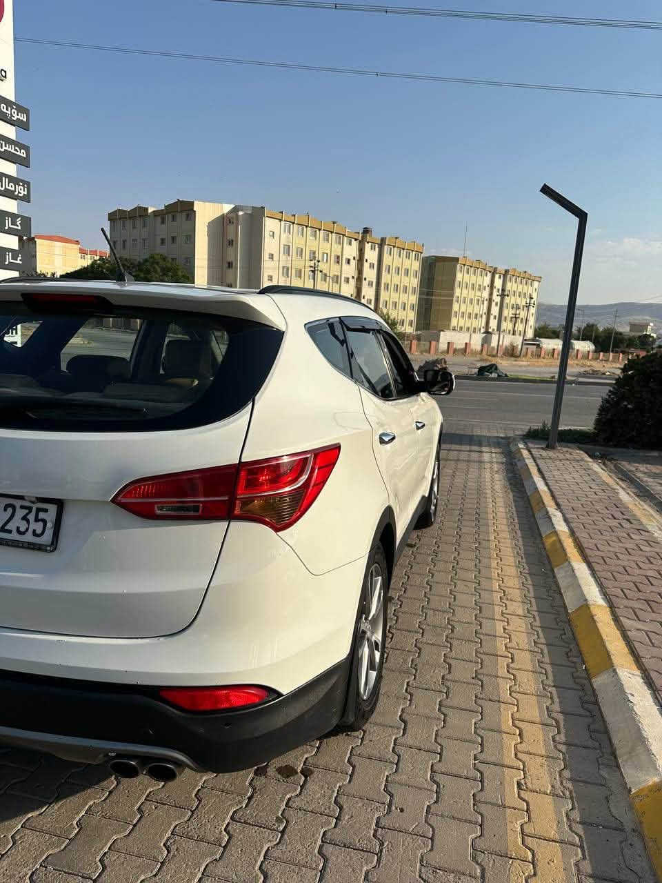 سلام عليكم 
سنتافي موديل ٢٠١٣ 
سياره بدون صبغ وبدون ضرر
ماشيه ٢٢٨
سبعه راكب ثلاث قطع تبريد 
تحكمات كامل سوكان 
كشنات جلد 
شاشه كبيره لمس 
مكان سليمانيه 
سنويه جديده لحد ٢٠٢٩باسمي
***********

