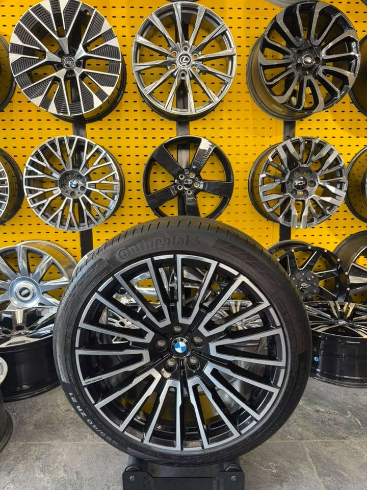 BMW • حجم٢١ • موديل٢٠٢٥