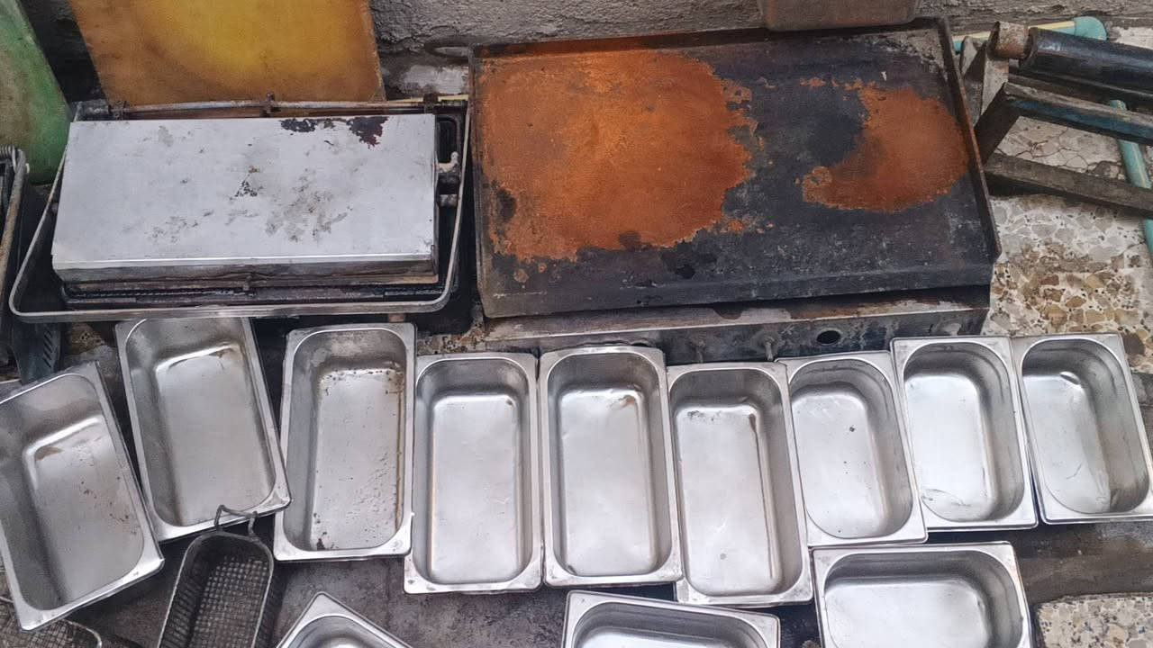 السلام عليكم..غراض كافتريه للبيع السعر  250 الف.***********
