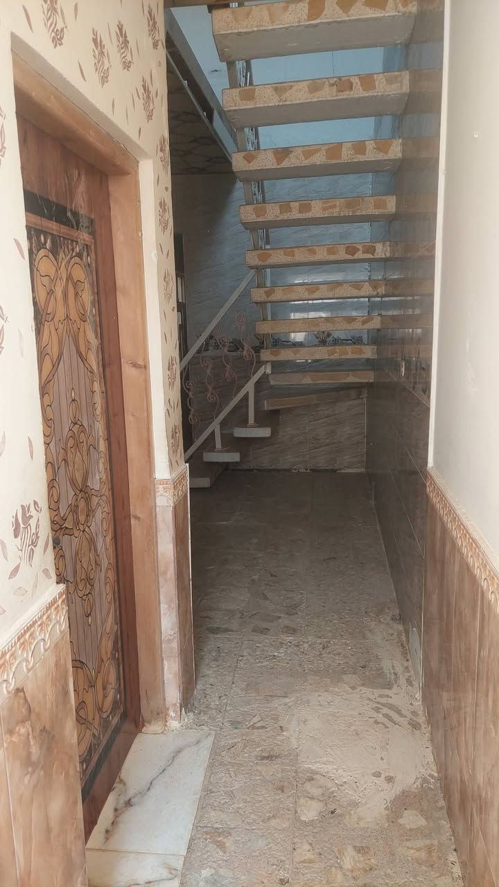 بيت زراعي للايجار ١٠٠م السهلة  الفرع المقابل مستشفى العراقي غرفة ومطبخ وصالة وصحيات ٢ واستقبال ومكشوفة  وتانكي ٢ وكيزر ٢٥٠ الف مقدمة ثمان اشهر للاستفسار ***********
