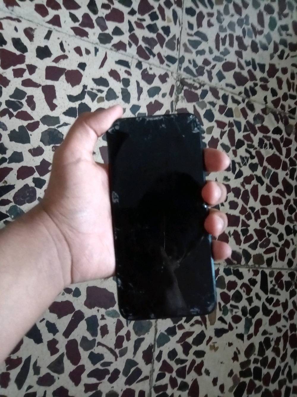 مبايل هواوي نوڤا 7 
مبايل نضيف ذاكرة حلوة و قوية و كامرة بدقة حلوة المبايل يرادلة بس تبديل شاشة و الشاشة مالتة رخيصة رايدة ب 35 
عنواني بغداد رئاسة العبيدي جامع الأمام علي ***********