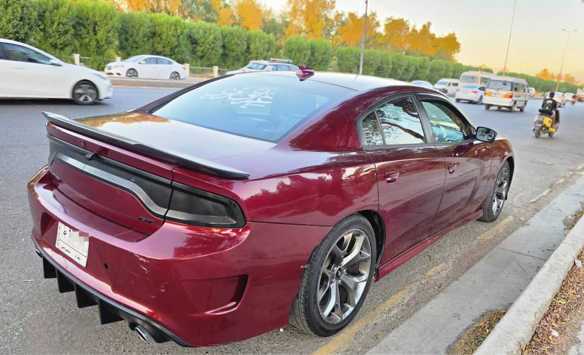 السلام عليكم للبيع دوج جارجر مديل 2019 
GT (فول مواصفات) سلايد بصمة كشنات جلد مواصفات معروفة رقم بغداد باسمي سيارة جاهزة كير محرك صدر تبريد كهربائيات كاملة بيهة قطع صبغ مابيهة اي دواخل السعر 170 وبيهة مجال مكاني بغداد رقم الهاتف *********** بغداد, العراق
